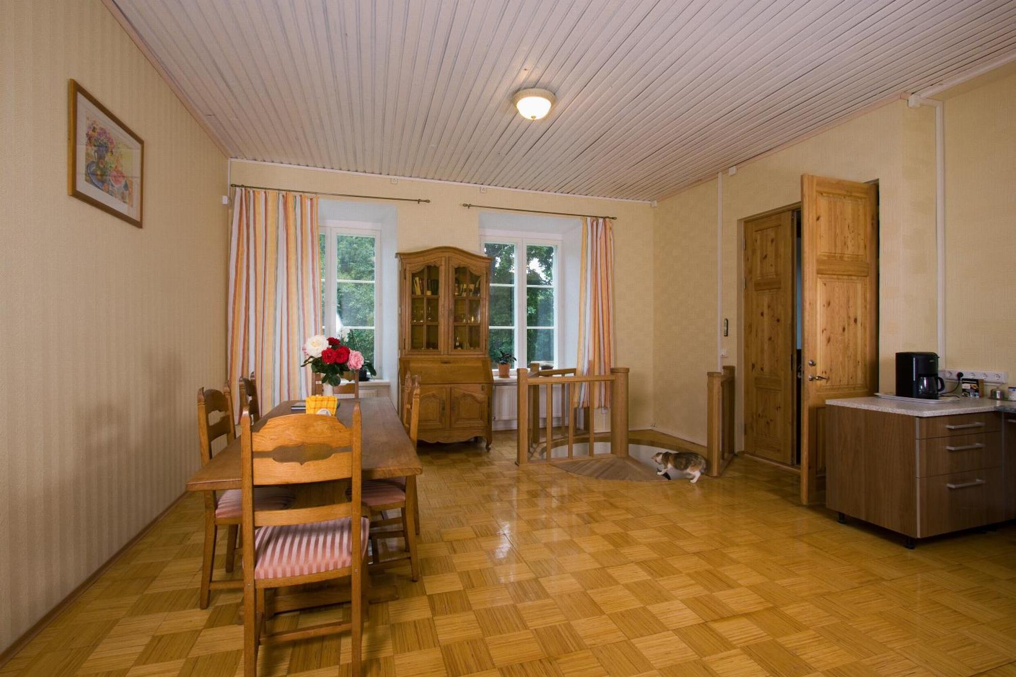 Haeska Manor Hotel Buitenkant foto